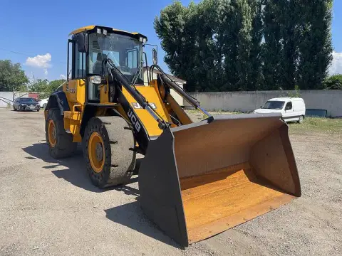 JCB 427 (2024-04-10T00:00:00.000Z)