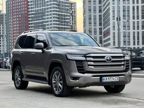 Toyota Land Cruiser (2024-09-24T00:00:00.000Z)