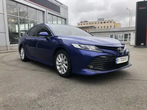 Toyota Camry (2024-09-23T00:00:00.000Z)